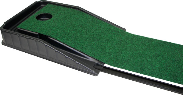 Putting green with ball return Putting green with ball return